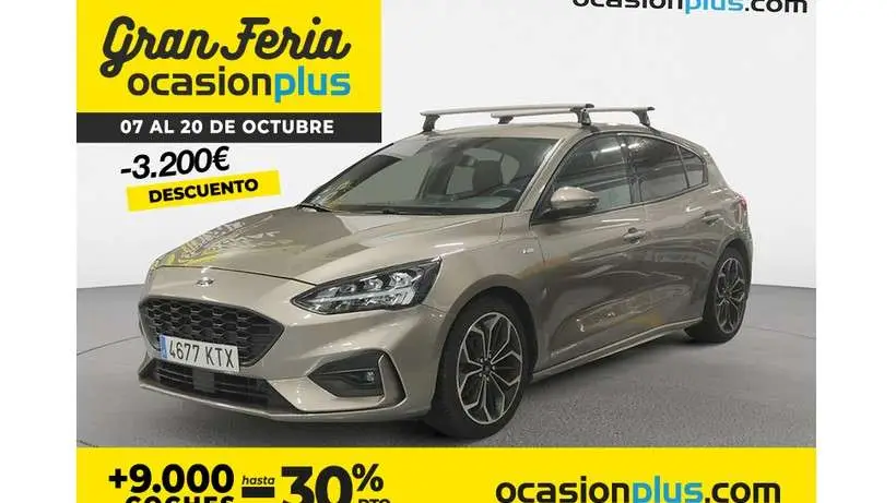 Photo 1 : Ford Focus 2019 Petrol