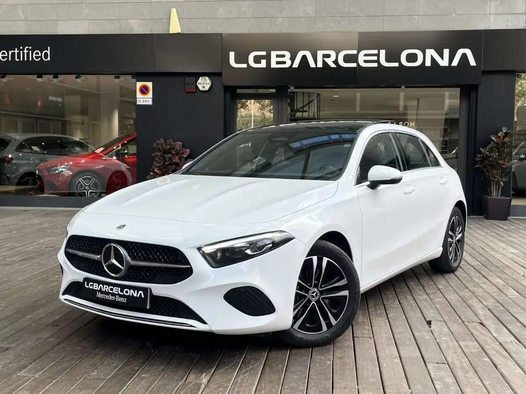 Photo 1 : Mercedes-benz Classe A 2023 Hybride