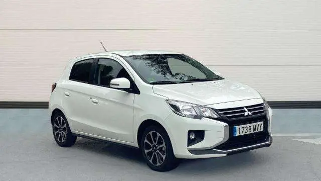 Photo 1 : Mitsubishi Space Star 2024 Petrol