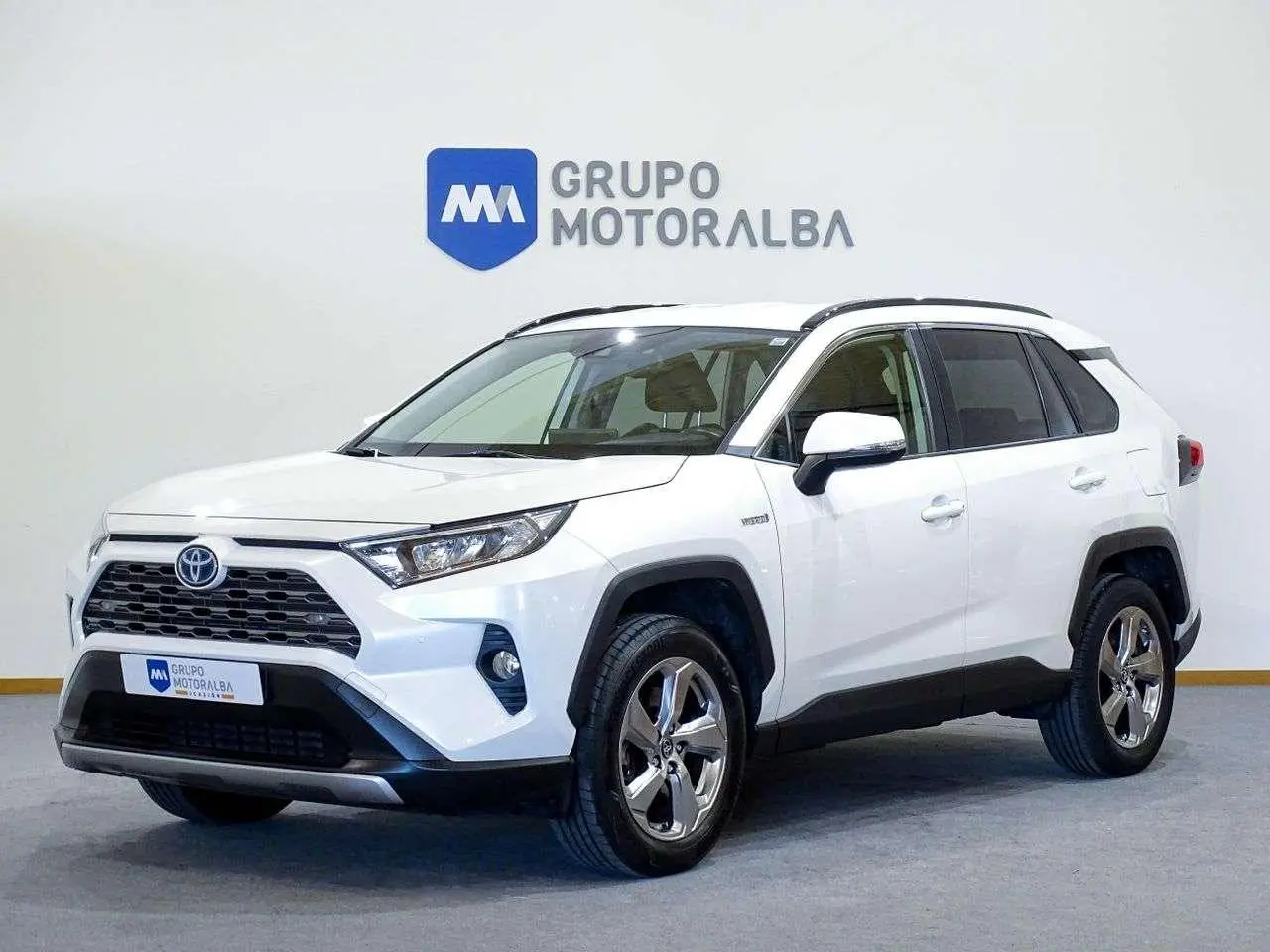 Photo 1 : Toyota Rav4 2020 Hybrid