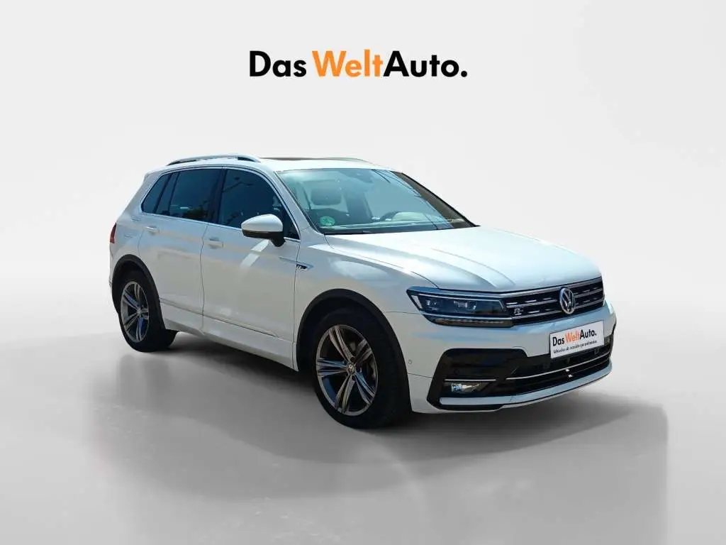 Photo 1 : Volkswagen Tiguan 2020 Petrol