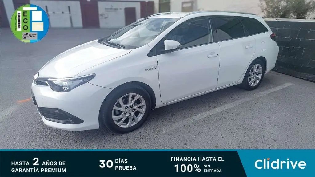 Photo 1 : Toyota Auris 2018 Hybrid