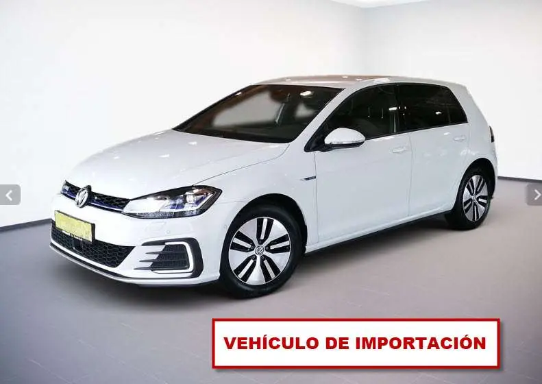 Photo 1 : Volkswagen Golf 2020 Hybride