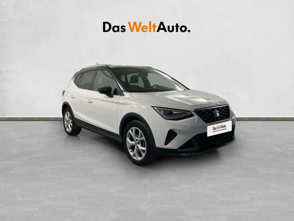 Photo 1 : Seat Arona 2023 Essence