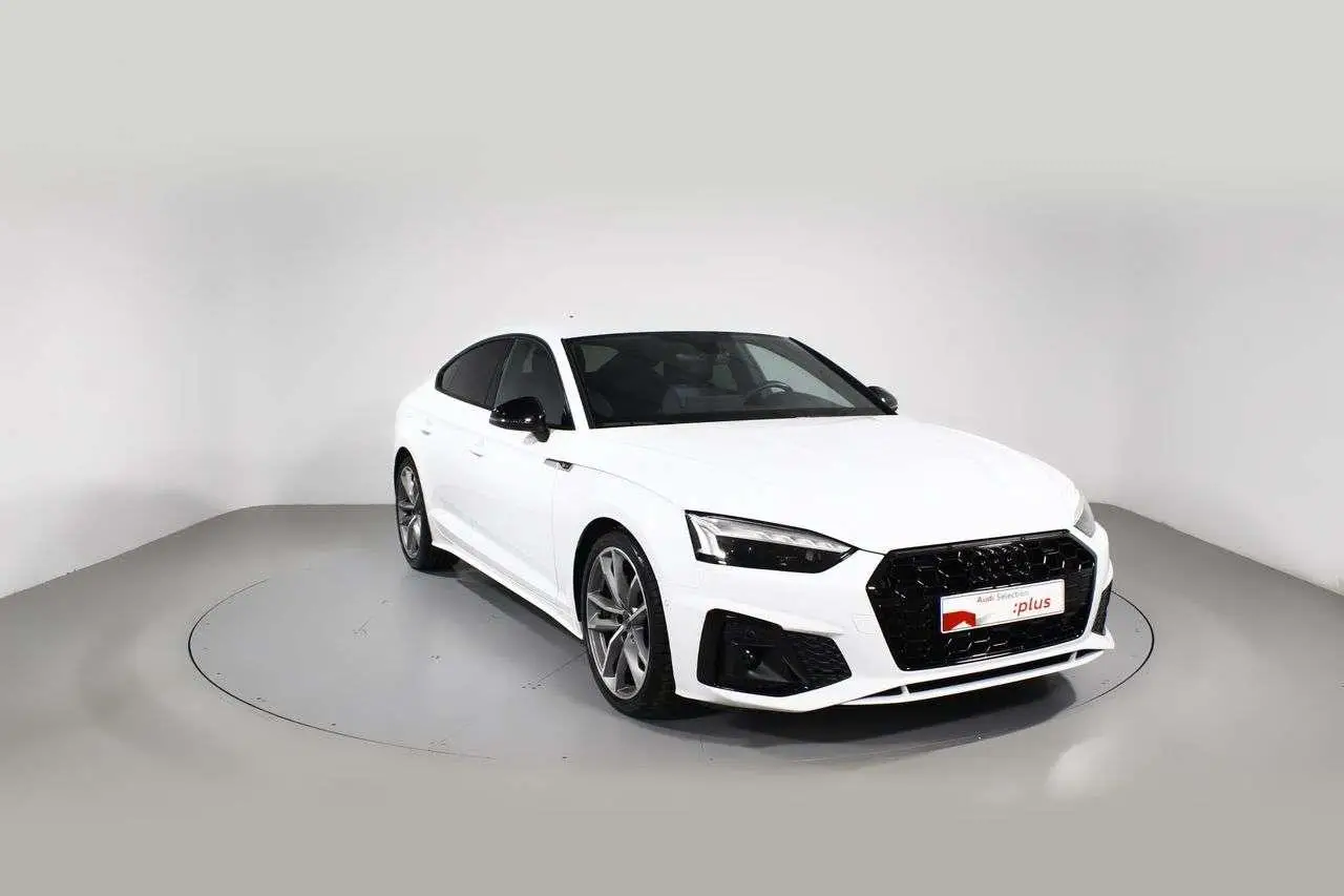 Photo 1 : Audi A5 2023 Diesel