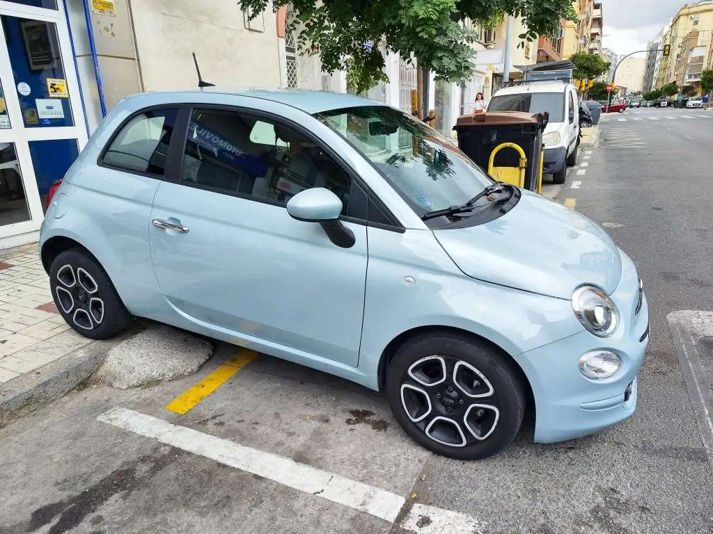 Photo 1 : Fiat 500 2022 Essence