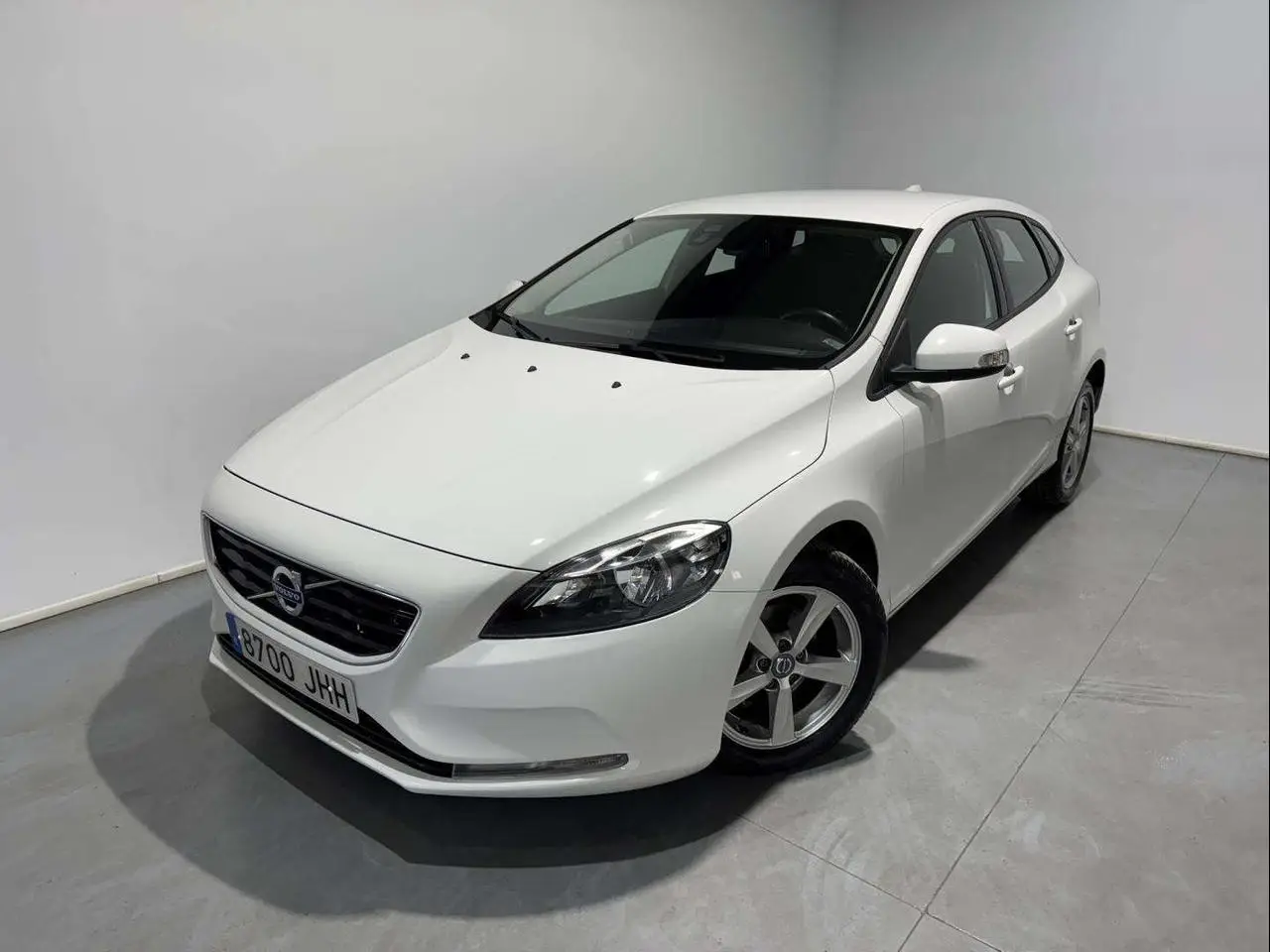 Photo 1 : Volvo V40 2015 Diesel