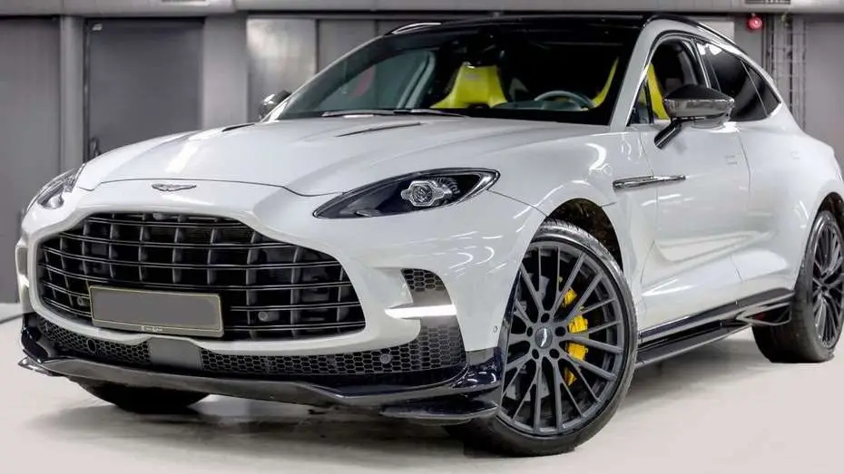 Photo 1 : Aston Martin Dbx 2022 Essence