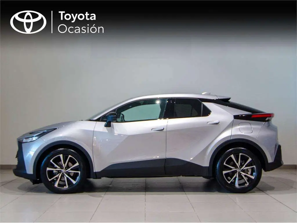 Photo 1 : Toyota C-hr 2024 Hybrid