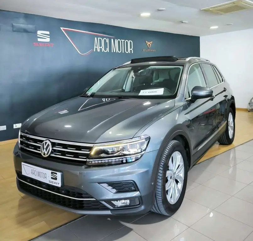 Photo 1 : Volkswagen Tiguan 2019 Diesel