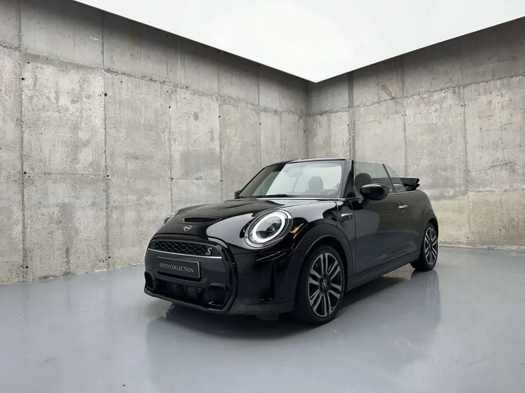 Photo 1 : Mini Cooper 2021 Petrol