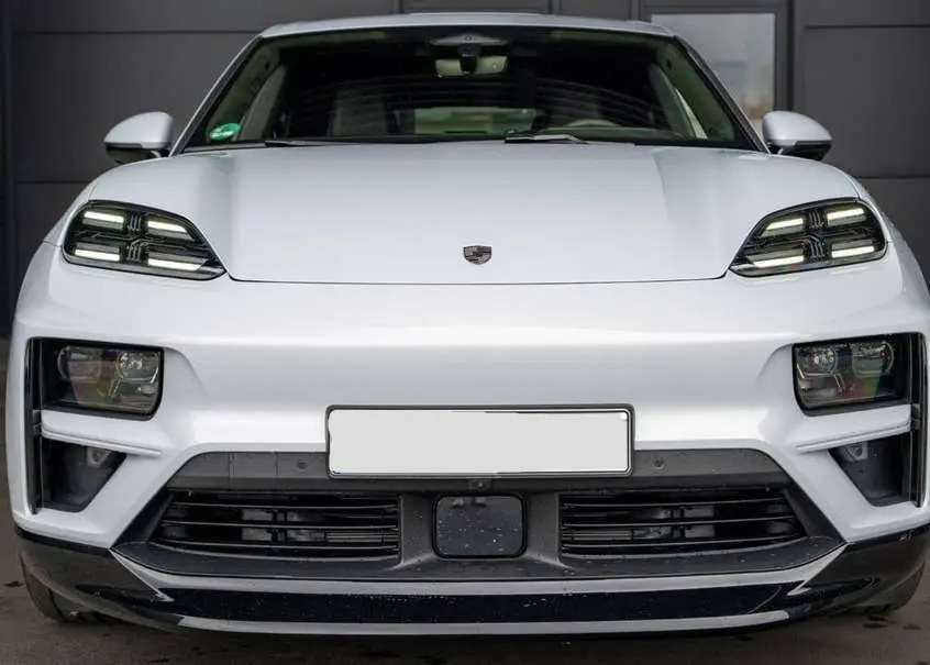 Photo 1 : Porsche Macan 2024 Électrique