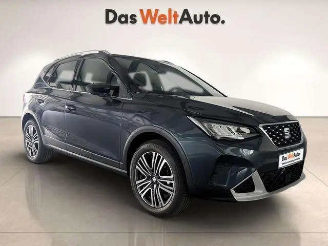 Photo 1 : Seat Arona 2024 Essence