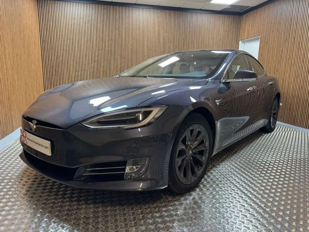 Photo 1 : Tesla Model S 2018 Electric