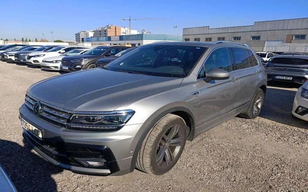 Photo 1 : Volkswagen Tiguan 2019 Diesel