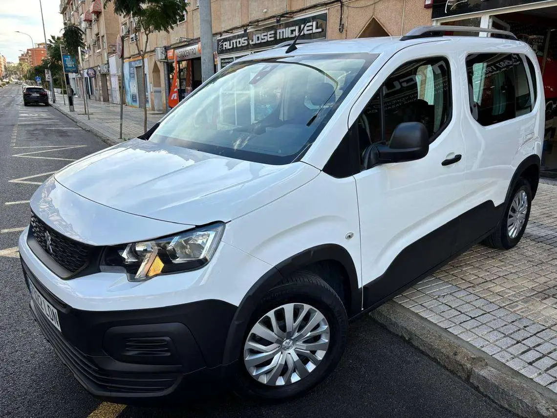 Photo 1 : Peugeot Rifter 2019 Diesel