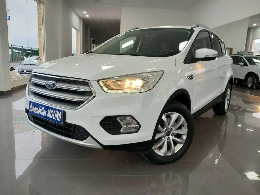 Photo 1 : Ford Kuga 2019 Diesel