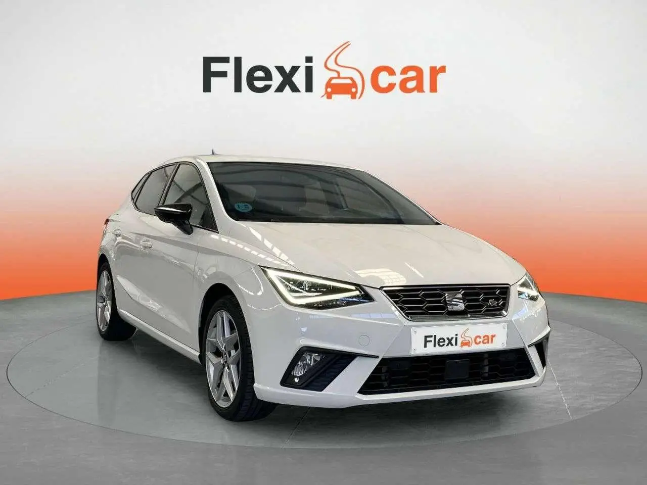 Photo 1 : Seat Ibiza 2021 Petrol