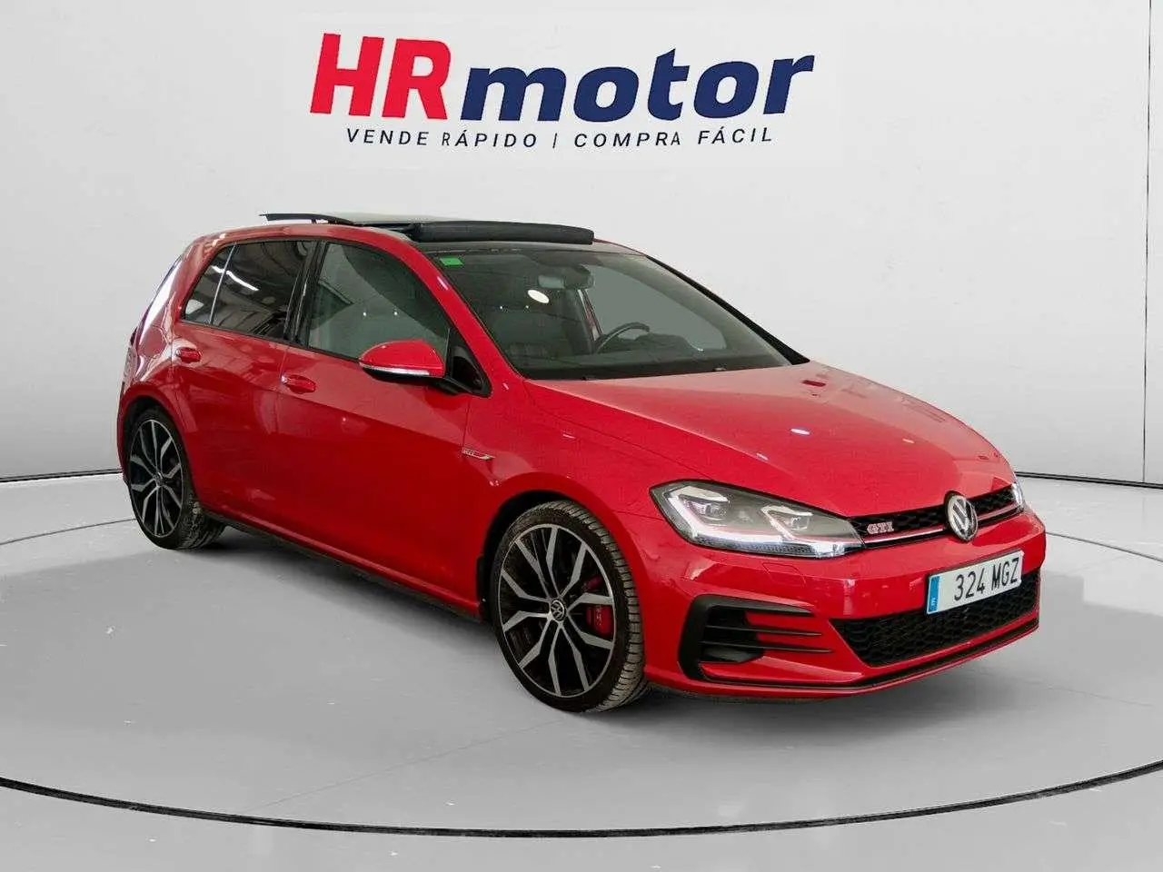 Photo 1 : Volkswagen Golf 2019 Petrol