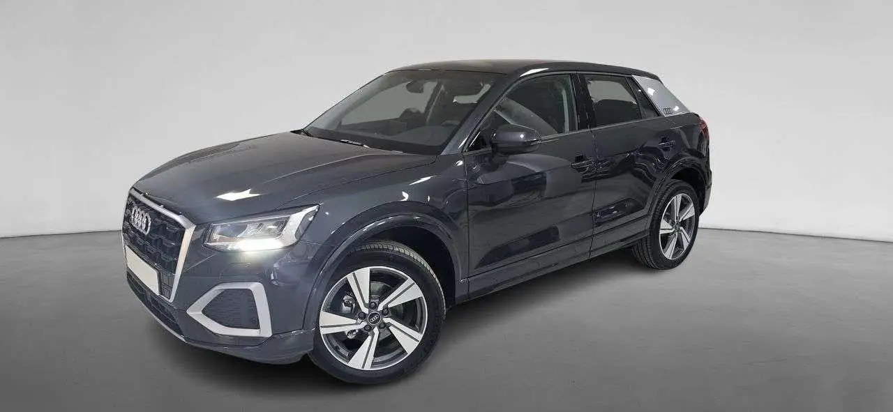 Photo 1 : Audi Q3 2024 Électrique