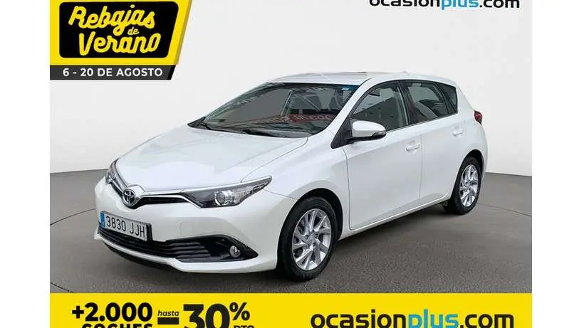 Photo 1 : Toyota Auris 2015 Petrol