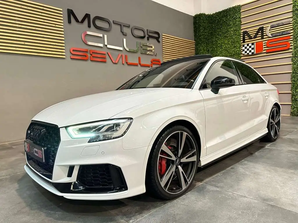 Photo 1 : Audi Rs3 2019 Essence