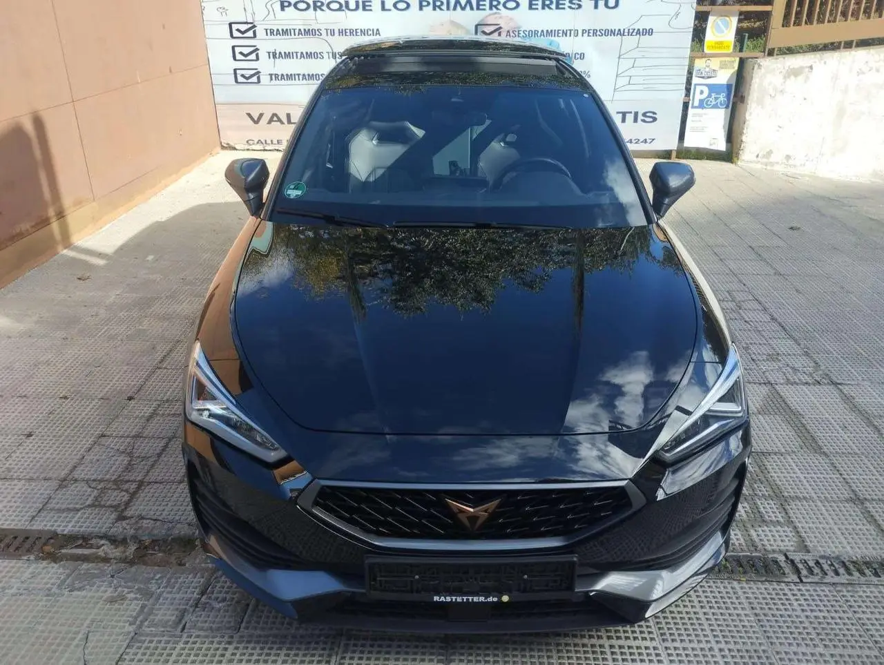 Photo 1 : Cupra Leon 2022 Petrol