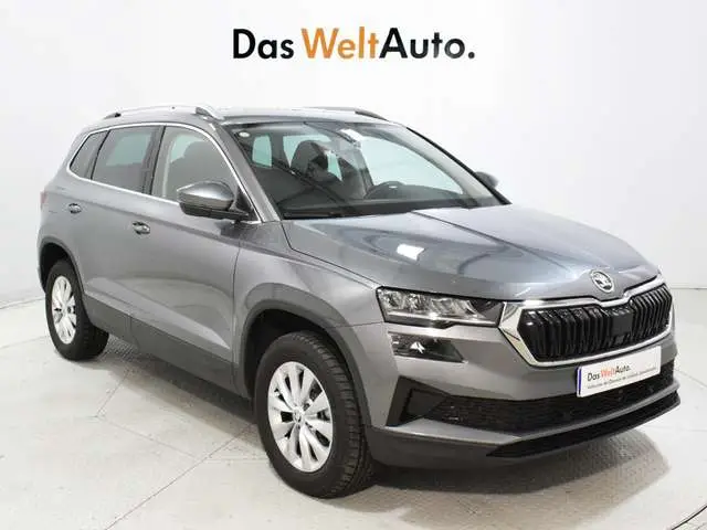 Photo 1 : Skoda Karoq 2023 Essence