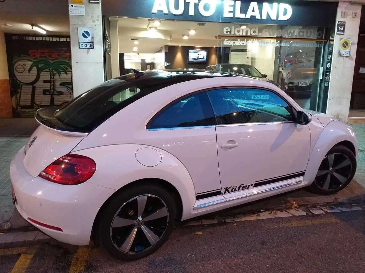 Photo 1 : Volkswagen Beetle 2015 Petrol