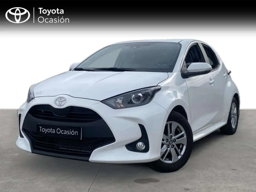 Photo 1 : Toyota Yaris 2024 Essence