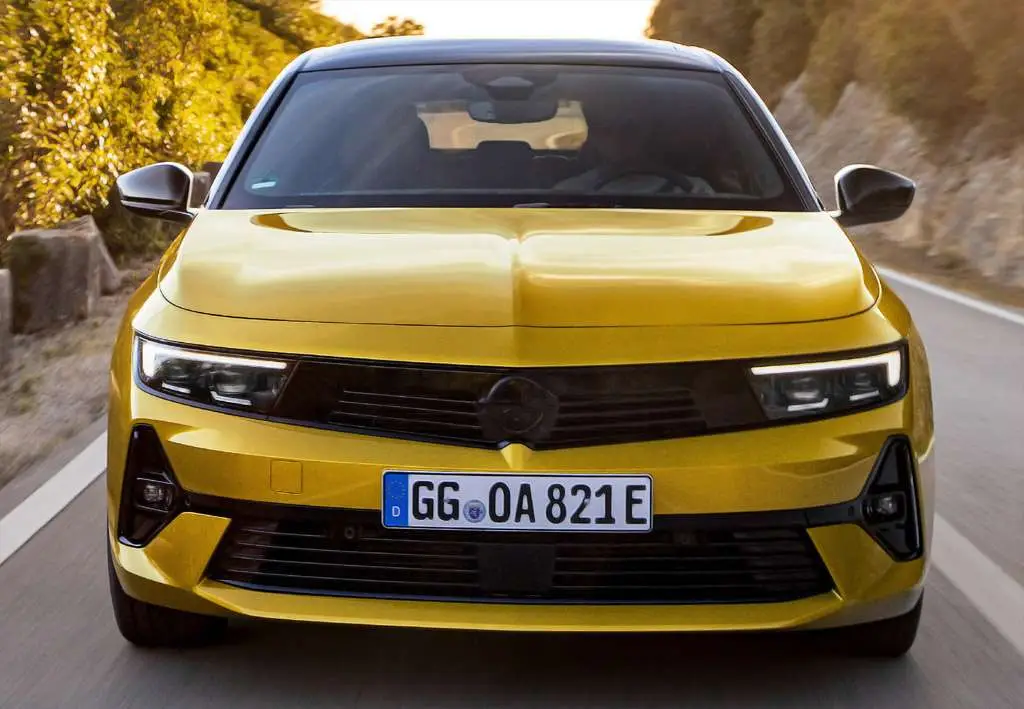 Photo 1 : Opel Astra 2015 Diesel
