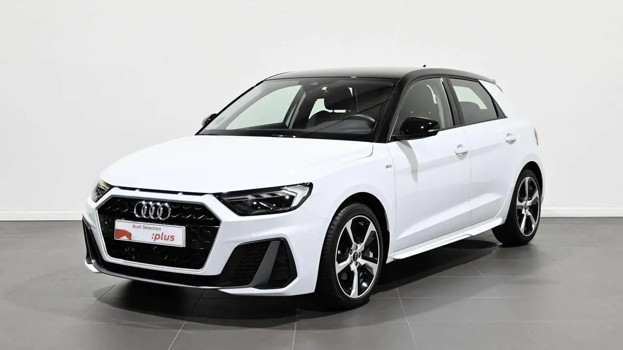 Photo 1 : Audi A1 2024 Essence