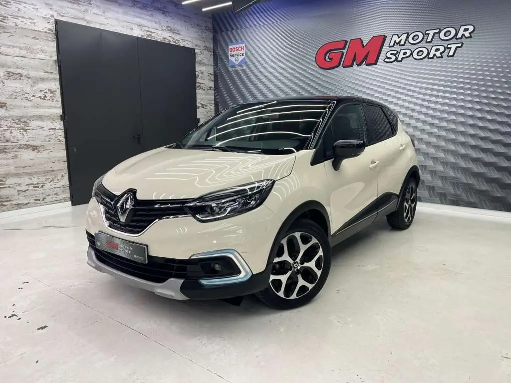 Photo 1 : Renault Captur 2019 Essence