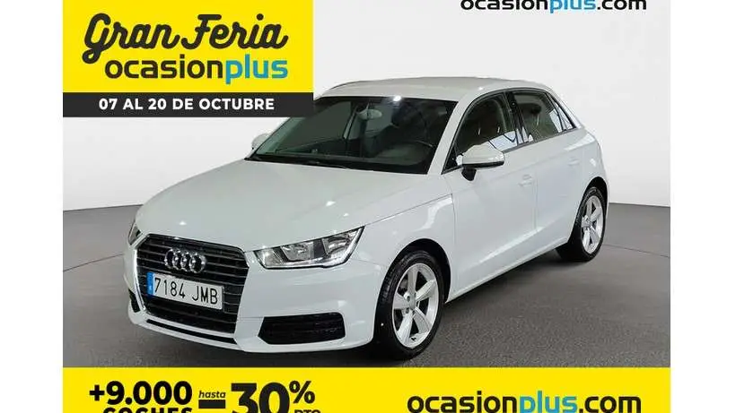 Photo 1 : Audi A1 2016 Petrol