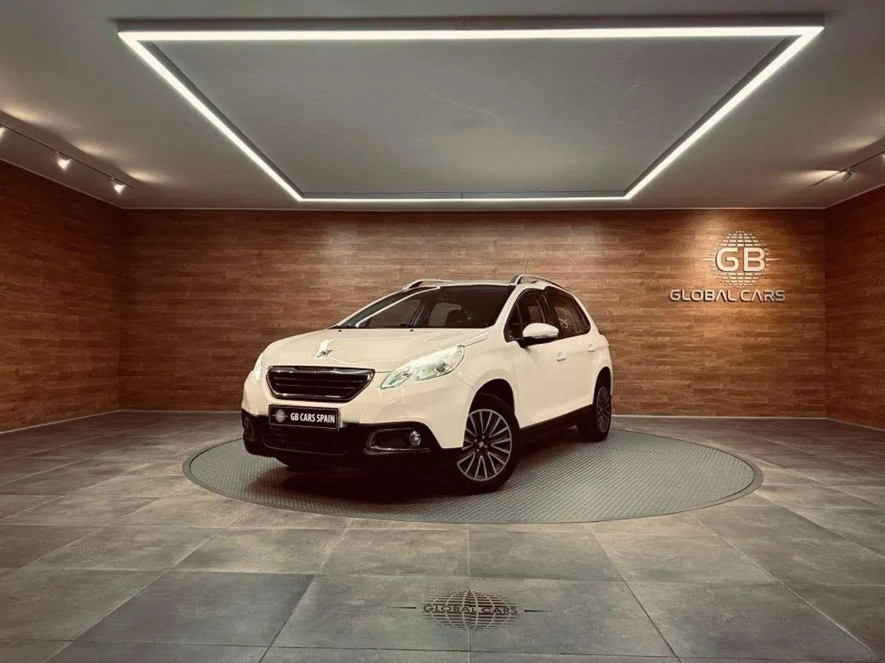 Photo 1 : Peugeot 2008 2015 Petrol