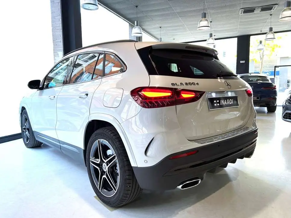 Photo 1 : Mercedes-benz Classe Gla 2024 Diesel