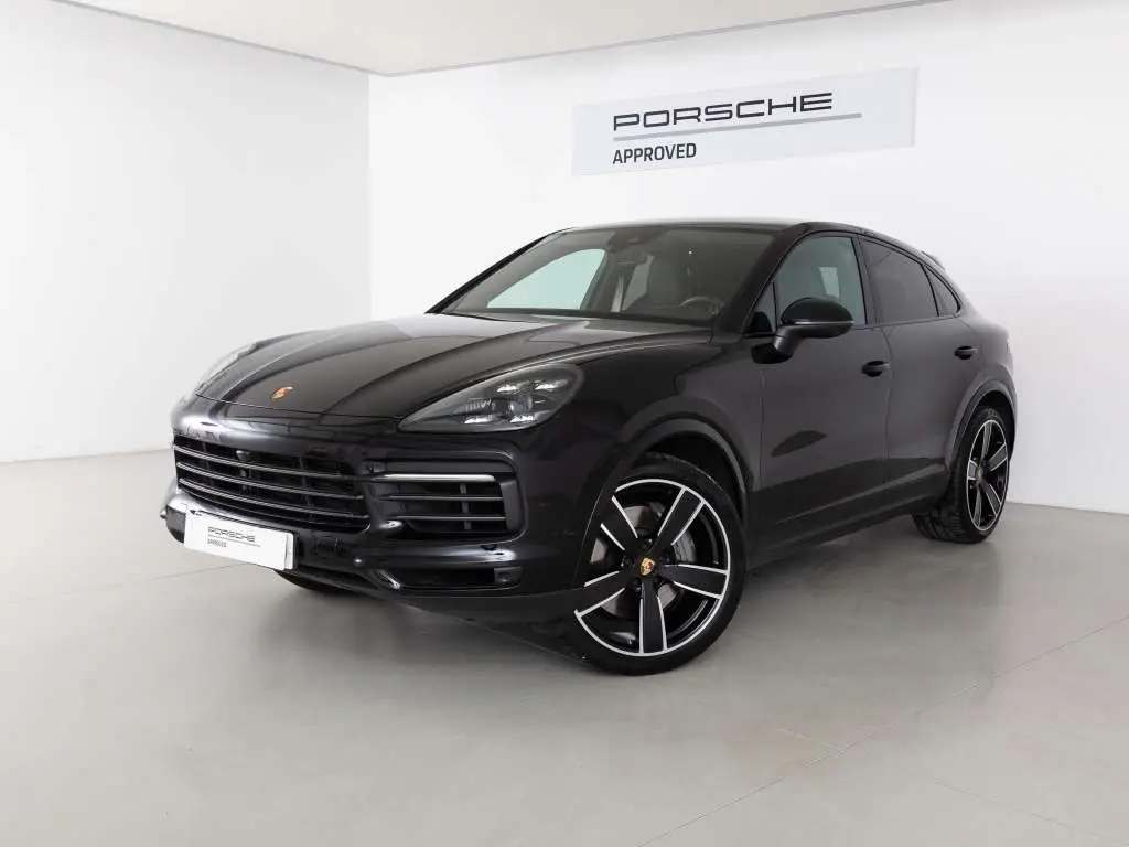 Photo 1 : Porsche Cayenne 2022 Petrol