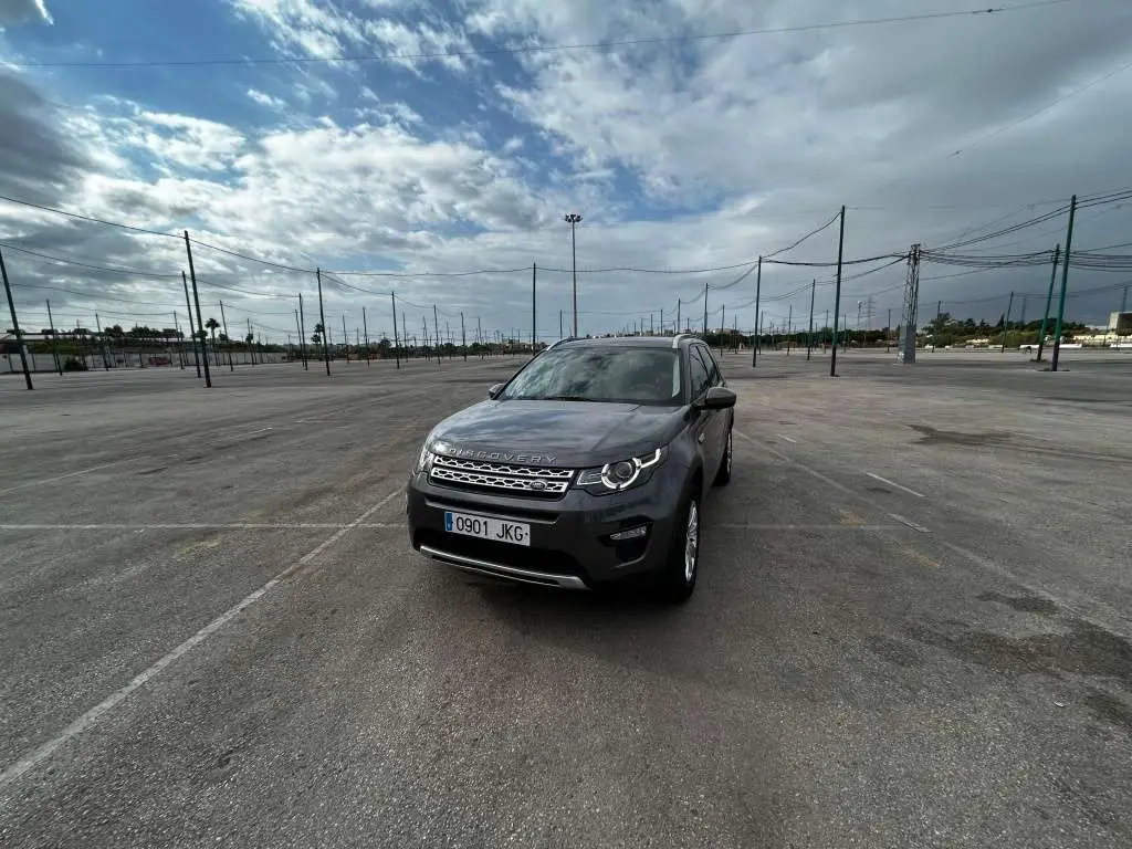 Photo 1 : Land Rover Discovery 2015 Diesel