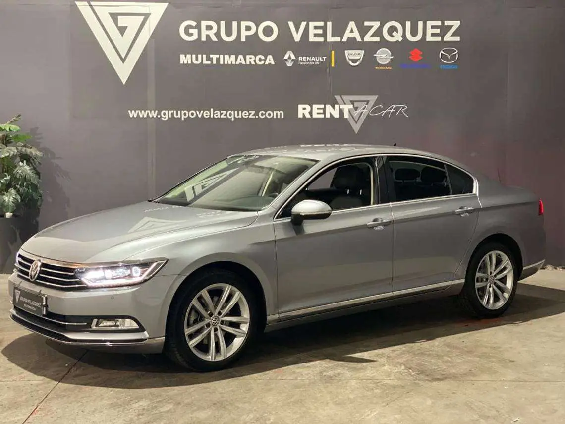 Photo 1 : Volkswagen Passat 2019 Diesel