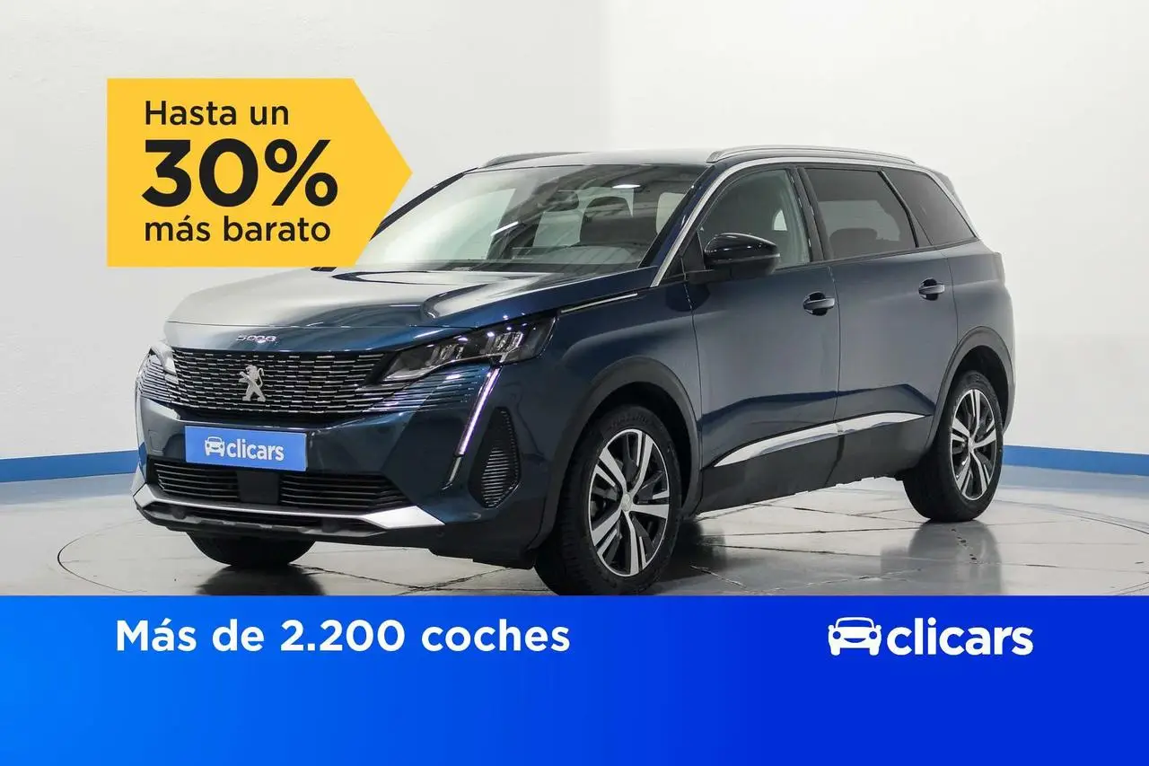 Photo 1 : Peugeot 5008 2023 Essence