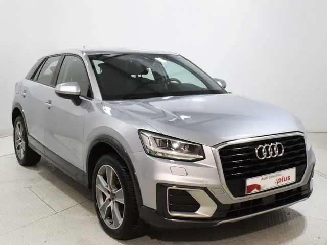 Photo 1 : Audi Q2 2020 Petrol