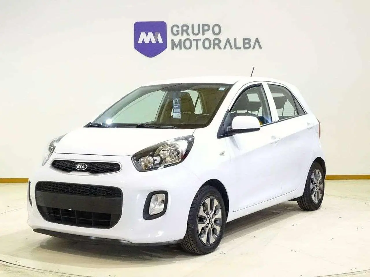 Photo 1 : Kia Picanto 2016 Petrol