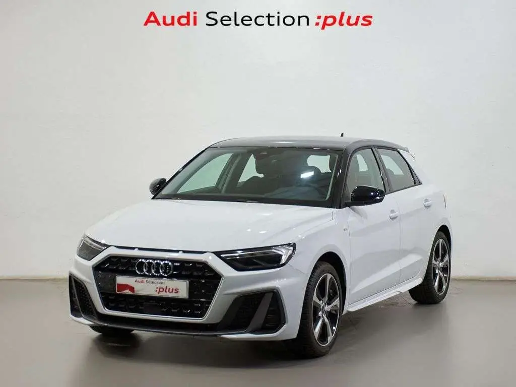 Photo 1 : Audi A1 2023 Petrol