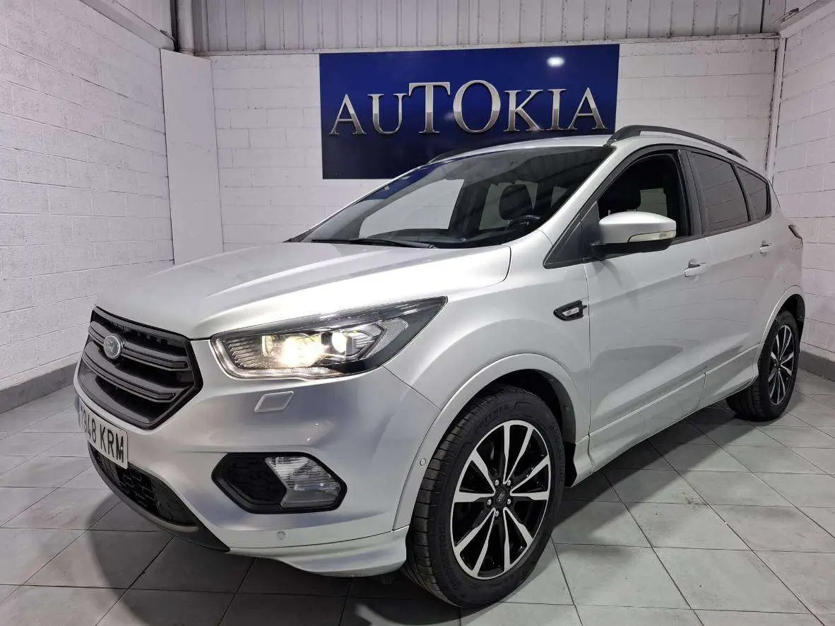 Photo 1 : Ford Kuga 2018 Diesel