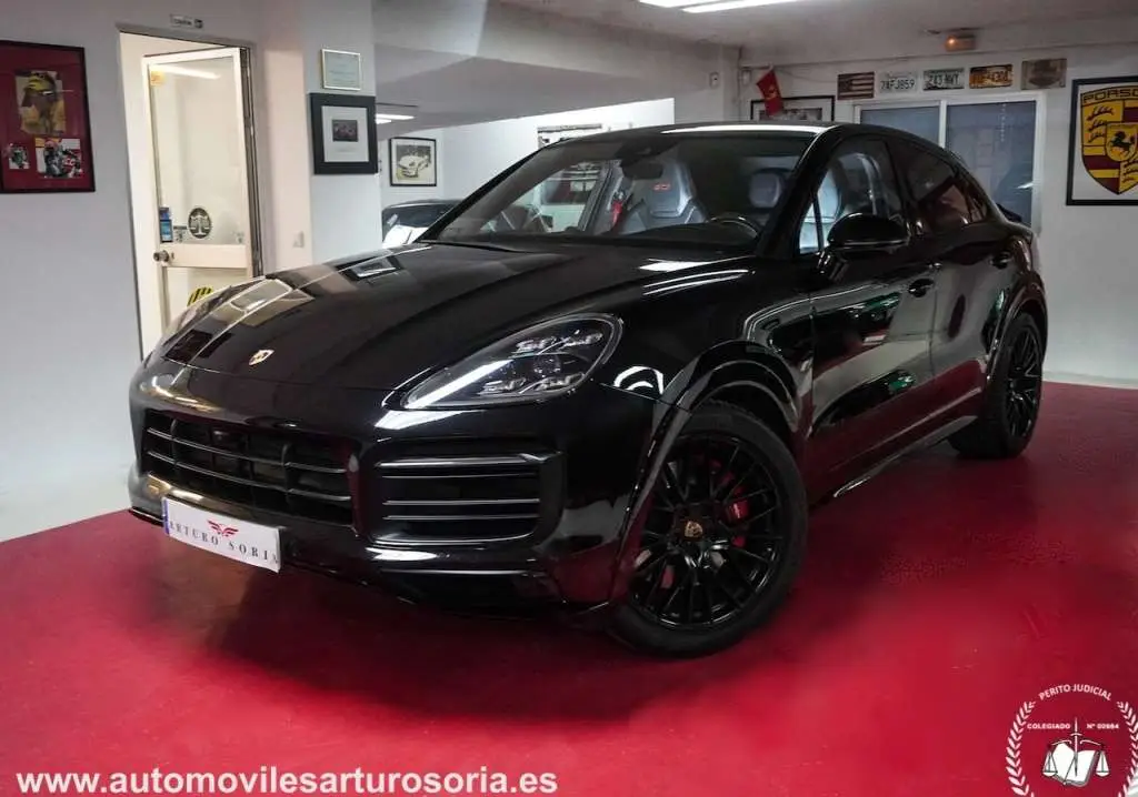 Photo 1 : Porsche Cayenne 2021 Petrol