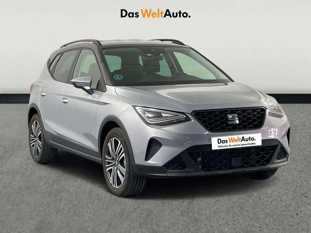 Photo 1 : Seat Arona 2023 Essence