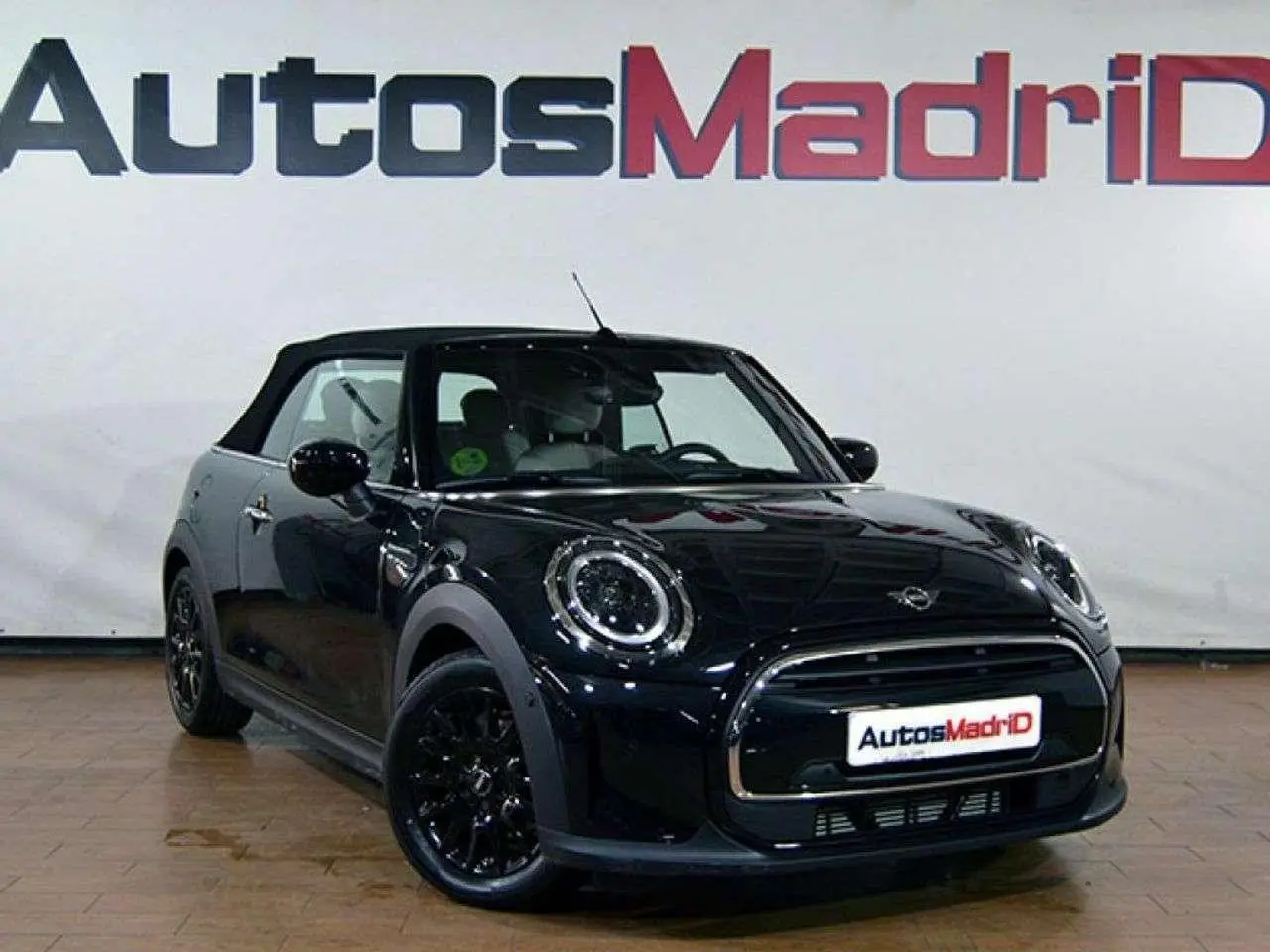 Photo 1 : Mini Cooper 2023 Petrol