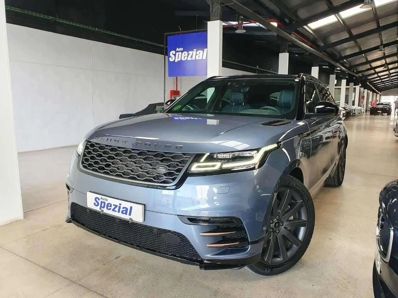 Photo 1 : Land Rover Range Rover Velar 2019 Diesel