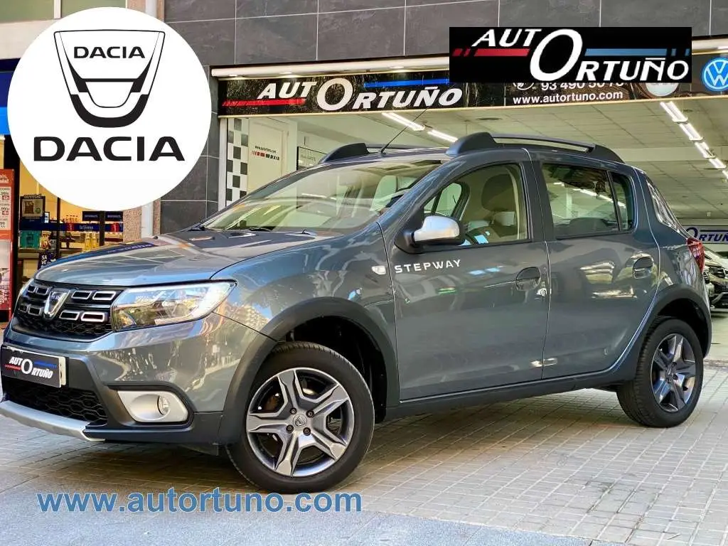 Photo 1 : Dacia Sandero 2018 Petrol