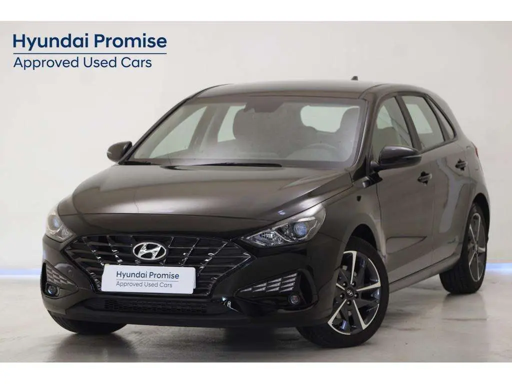 Photo 1 : Hyundai I30 2023 Petrol